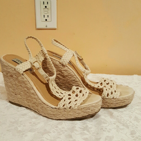 STEVE MADDEN Women's Wedges - Picture 2 of 8